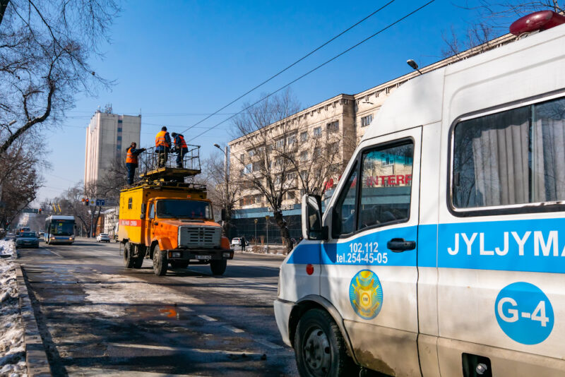 В Алматы прошел незаконный митинг: фоторепортаж с места событий