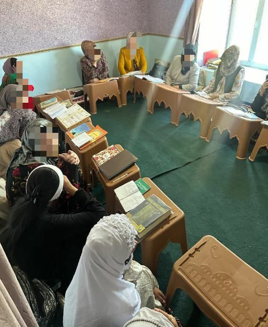 В Кыргызстане закрыли подпольный женский религиозный центр