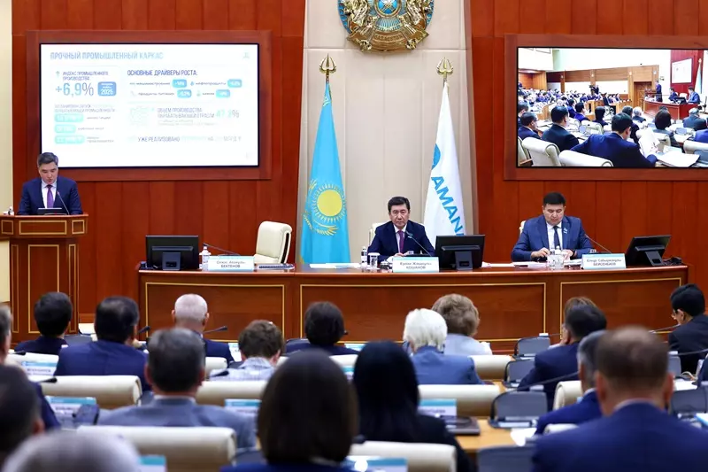 Премьер-Министр проинформировал депутатов о реализации Посланий Президента Премьер-Министр проинформировал депутатов о реализации Посланий Президента