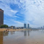 Город Циндао со стороны моря 2025