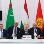 Владимир Путин (в центре) во время заседания Первого саммита «Центральная Азия — Россия»