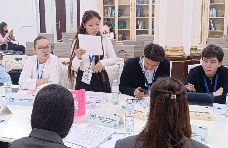 GAMUN-2025: модель Парламента Казахстана — новый формат политического диалога молодежи Модель Парламента Казахстана: как студенты учатся говорить на языке политики GAMUN-2025