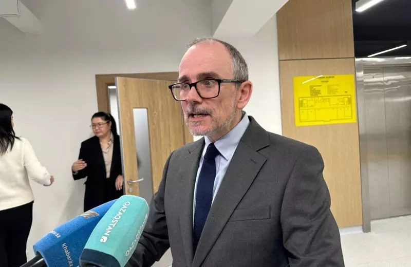 Казахстан формирует экосистему знаний и становится центром международного образования Пол Нун, проректор по предпринимательству и инновациям британского Университета Ковентри - Казахстан формирует экосистему знаний