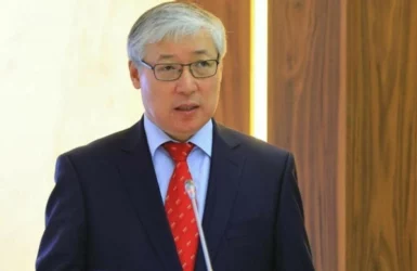 Избирать акимов районов должны депутаты маслихатов — Абдыгалиулы