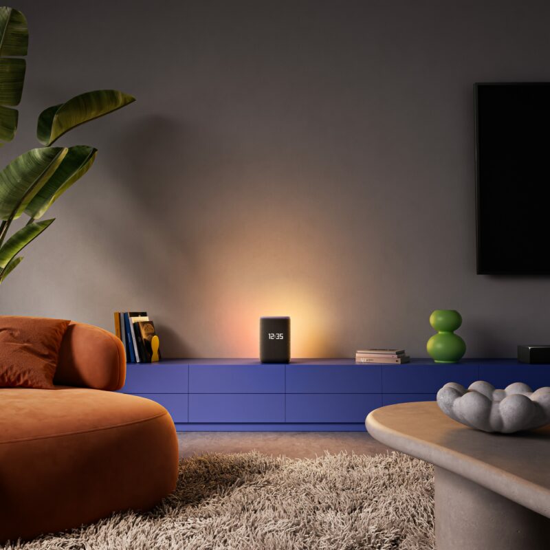 Станция 3 поступила в продажу: колонка с ИИ-ассистентом Алисой и умной подсветкой