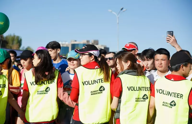Волонтёрство 2.0: как Казахстан создаёт цифровую армию добрых дел Волонтерство в Казахстане выходит на новый уровень