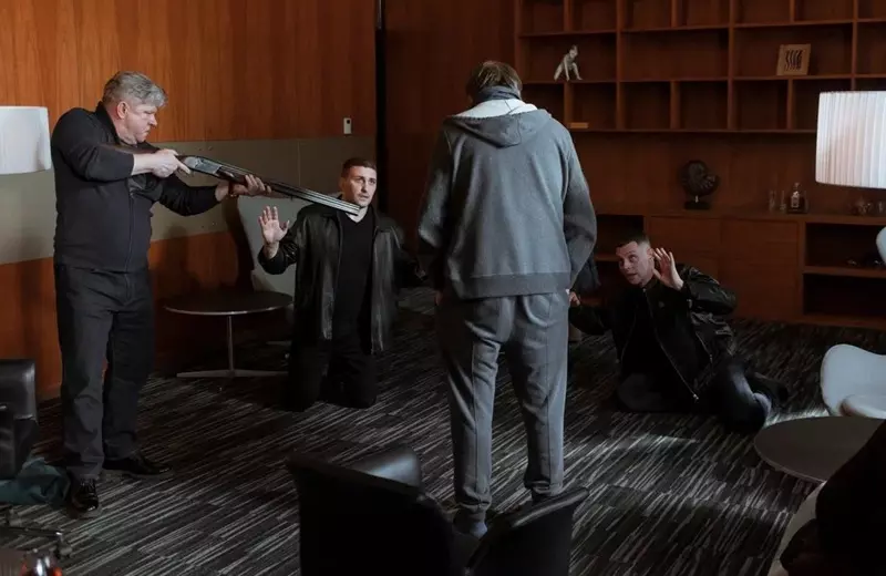 Иви и START объявляют продолжение сериала «Золотого дна» Иви и START объявляют продолжение «Золотого дна»/ Даниил Страхов в роли Валерия Верещагина во втором сезоне сериала «Золотое дно»