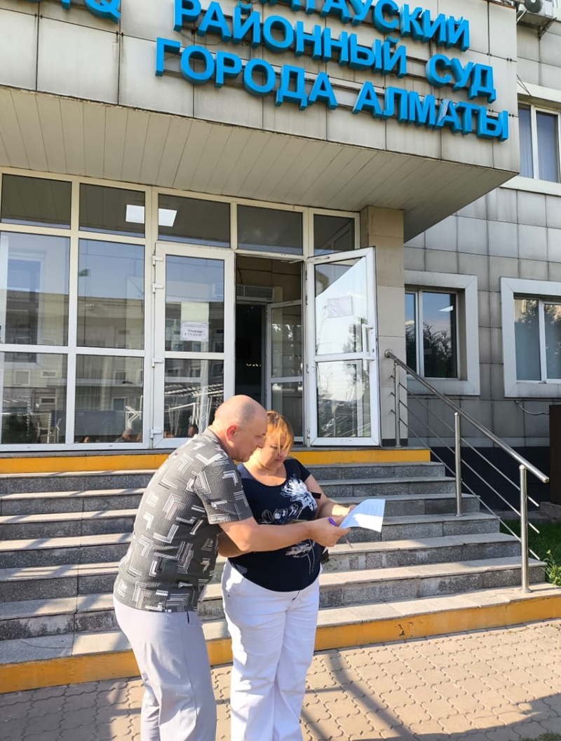 Идеальный шторм для СМИ: кто и за что судится с журналистами в 2025 году