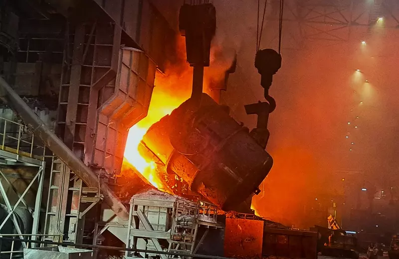 Как меняется Qarmet: модернизация производства, безопасность труда и новая промышленная логика компании - производственный цех