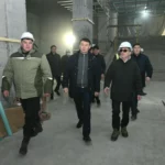 Аким Алматы проконтролировал строительство станции метро «Калкаман» аким Сатыбалды на станции метро "Калкаман"